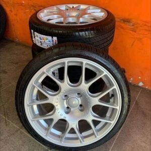 Rodas esportivas aro 17 + pneus jogo completo