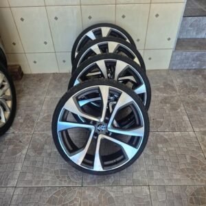 JOGO DE RODAS ARO 20'' 4X108 C/PNEUS